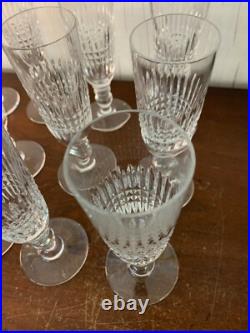 11 flûtes à champagne modèle cristal de Saint Louis (prix à la pièce)