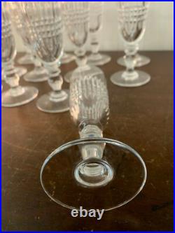11 flûtes à champagne modèle cristal de Saint Louis (prix à la pièce)