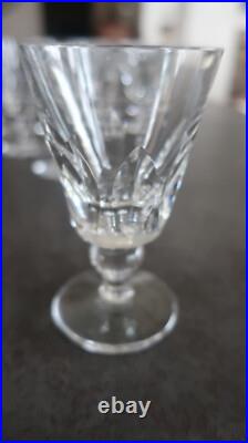 11 verres à porto Jersey En Cristal Taillé St Louis 11 verres à porto Jersey En Cristal Taillé St Louis