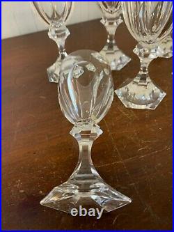 11 verres à vin blanc modèle Chambord en cristal de Saint Louis /prix à la pièce