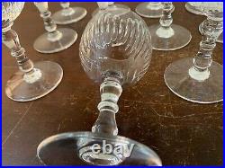 11 verres à vin modèle Liane en cristal de Saint Louis (prix à la pièce)