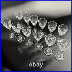 12 Verres Cristal Liqueur Signés Saint Louis Chantilly H 11,5 cm