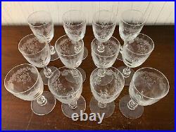 12 verres à eau rouge modèle Cléo en cristal de Saint Louis (prix à la pièce)