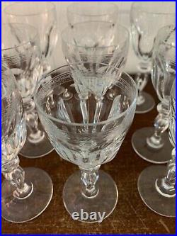 12 verres à vin blanc modèle Alexandre cristal de Saint Louis (prix à la pièce)