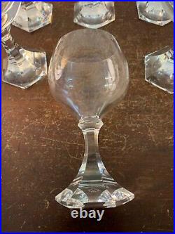 12 verres à vin modèle Saint Cloud en cristal de Saint Louis (prix à la pièce)