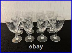 12 verres à vin rouge modèle Messine en cristal de Saint Louis (prix à la pièce)
