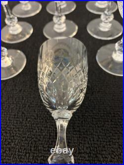 12 verres à vin rouge modèle Messine en cristal de Saint Louis (prix à la pièce)