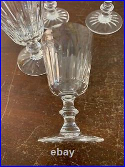 12 verres à vin rouge modèle Orléans cristal de Saint Louis (prix à la pièce)