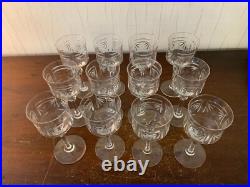 16 verres vin modèle Anvers taille N°11137 cristal Saint Louis (prix à la pièce) 16 verres vin modèle Anvers taille N°11137 cristal Saint Louis (prix à la pièce)