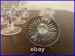 18 verres à liqueur modèle taillé épi cristal de Saint Louis (prix à la pièce)