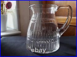 1 Broc a eau en cristal de saint louis modèle cévennes taille 452 Signé H 16 Cm
