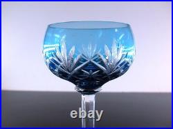1 Verre A Vin Cristal Couleur Bleu Ciel Taille Modele Massenet St Louis Signe