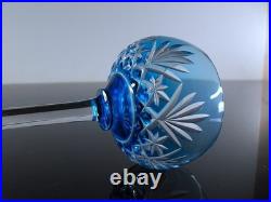 1 Verre A Vin Cristal Couleur Bleu Ciel Taille Modele Massenet St Louis Signe
