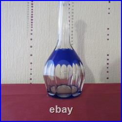 1 carafe à liqueur de couleur bleu cobalt cristal de saint louis modèle joseph 1 carafe à liqueur de couleur bleu cobalt cristal de saint louis modèle joseph