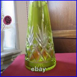 1 carafe couleur chartreuse cristal de saint louis modèle Massenet taille 4147