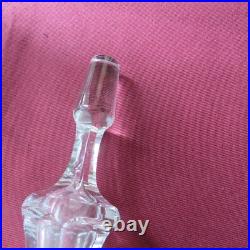 1 carafe en cristal de saint louis modèle thistlesigné 1 carafe en cristal de saint louis modèle thistlesigné