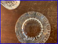 1 verre à liqueur modèle Avignon en cristal de Saint Louis (prix à la pièce)