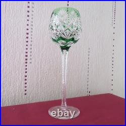 1 verre roemer vert en cristal de saint louis modèle FLORENCE signé H 23,7 cm