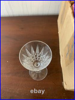 23 verres à vin blanc modèle Tarn en cristal de Saint Louis (prix à la pièce)