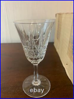 23 verres à vin blanc modèle Tarn en cristal de Saint Louis (prix à la pièce)