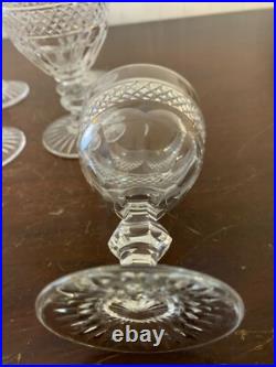 30 verres à vin rouge modèle Trianon en cristal de Saint Louis (prix à la pièce) 30 verres à vin rouge modèle Trianon en cristal de Saint Louis (prix à la pièce)