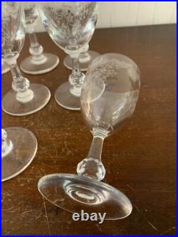 41 verres à vin rouge modèle Cléo en cristal de Saint Louis (prix à la pièce)