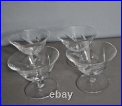 4 Coupes à Champagne Gravée Cristal ST Louis Estampillé