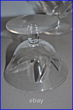 4 Coupes à Champagne Gravée Cristal ST Louis Estampillé