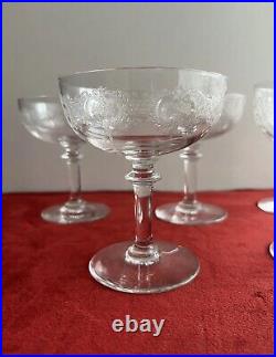 5 Coupes À Champagne En Cristal Grave St Louis Baccarat 5 Coupes À Champagne En Cristal Grave St Louis Baccarat