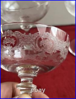 5 Coupes À Champagne En Cristal Grave St Louis Baccarat 5 Coupes À Champagne En Cristal Grave St Louis Baccarat