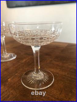 5 ÉLÉGANTES COUPES A CHAMPAGNE EN CRISTAL DE SAINT LOUIS, modèle ROLAND