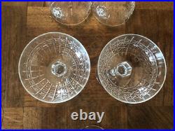 5 ÉLÉGANTES COUPES A CHAMPAGNE EN CRISTAL DE SAINT LOUIS, modèle ROLAND