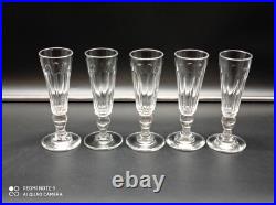 5 flutes à Champagne en cristal de BACCARAT SAINT LOUIS, cotes plates, 19éme