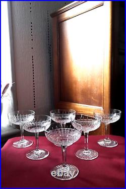 6 Coupes a Champagne en cristal de saint louis modèle Roland non signées