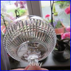 6 Coupes a Champagne en cristal de saint louis modèle coli taille 422 signé