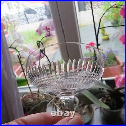 6 Coupes a Champagne en cristal de saint louis modèle coli taille 422 signé