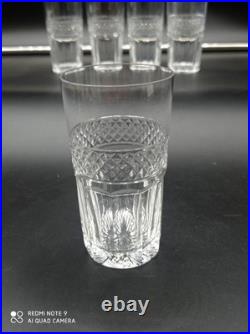 6 Verres Gobelets en Cristal de SAINT-LOUIS modèle TRIANON, H 11 cm, signé 6 Verres Gobelets en Cristal de SAINT-LOUIS modèle TRIANON, H 11 cm, signé