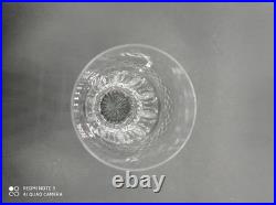 6 Verres Gobelets en Cristal de SAINT-LOUIS modèle TRIANON, H 11 cm, signé 6 Verres Gobelets en Cristal de SAINT-LOUIS modèle TRIANON, H 11 cm, signé