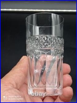 6 Verres Gobelets en Cristal de SAINT-LOUIS modèle TRIANON, H 11 cm, signé 6 Verres Gobelets en Cristal de SAINT-LOUIS modèle TRIANON, H 11 cm, signé