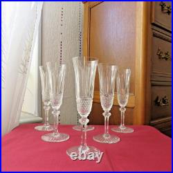 6 flutes a champagne en cristal de saint louis modèle tommy signé H 18,5 cm