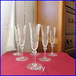 6 flutes a champagne en cristal de saint louis modèle tommy signé H 18,5 cm