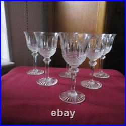 6 verre vin en cristal de saint louis modèle tommy signé H 13,5 cm 6 verre vin en cristal de saint louis modèle tommy signé H 13,5 cm