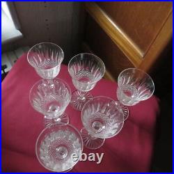 6 verre vin en cristal de saint louis modèle tommy signé H 13,5 cm 6 verre vin en cristal de saint louis modèle tommy signé H 13,5 cm