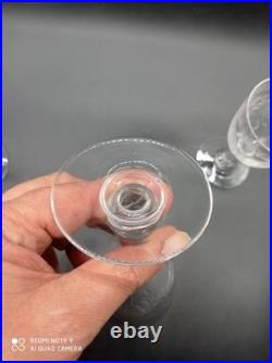 6 verres à Vin en Cristal de Baccarat / Saint Louis modèle gravé, H 13,2 cm