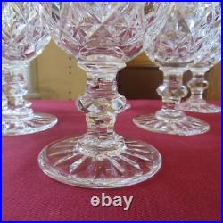 6 verres a vin blanc en cristal de saint louis modèle versailles H 10,7 cm 6 verres a vin blanc en cristal de saint louis modèle versailles H 10,7 cm