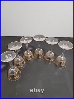 6 verres cristal liqueur taillé gravé dorure or Baccarat ou Saint Louis H 8.8 cm