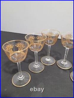 6 verres cristal liqueur taillé gravé dorure or Baccarat ou Saint Louis H 8.8 cm