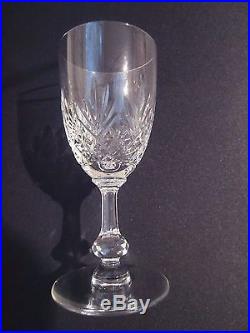 6 verres à vin en cristal St Louis modèle Massenet