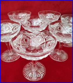 7 COUPES à CHAMPAGNE, VERRES en CRISTAL TAILLE, BACCARAT, SAINT LOUIS
