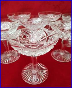 7 COUPES à CHAMPAGNE, VERRES en CRISTAL TAILLE, BACCARAT, SAINT LOUIS